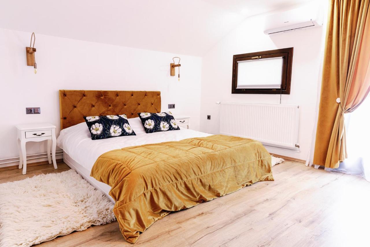 Villa Casa Tamplarului Alba Iulia Esterno foto
